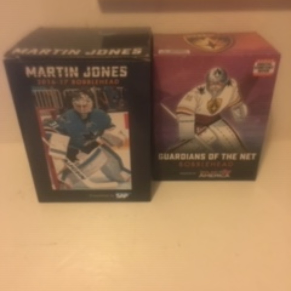 2 Bobble Heads -23 $20 or $15 w/offer- boxes might be in bad shape